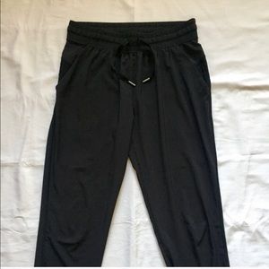 Lululemon joggers!